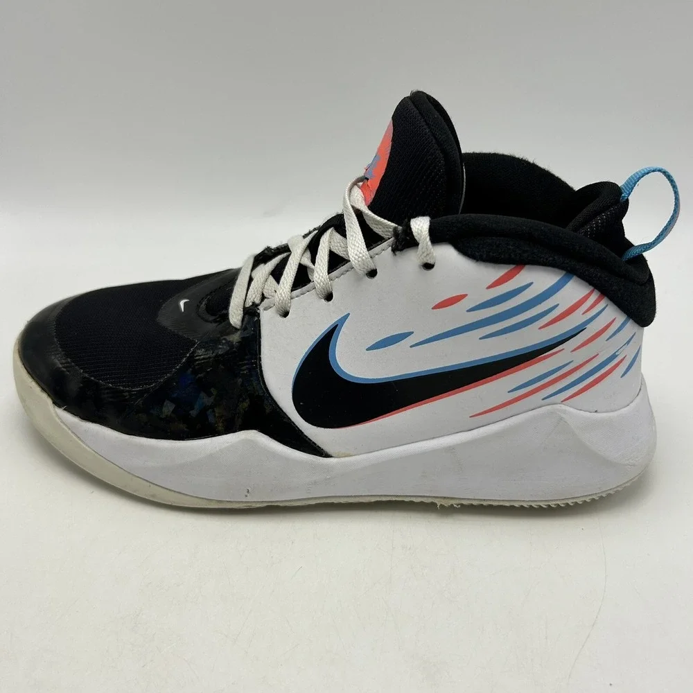 Nike Sneakers Boys 5 Y Team Hustle Basketball Shoes Black White Multi CV8970-001